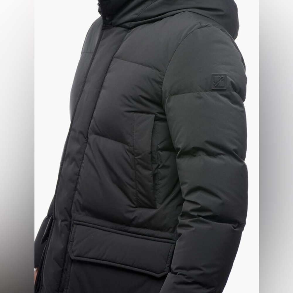Woolrich Solid Color Sierra Down Jacket With Hidd… - image 5